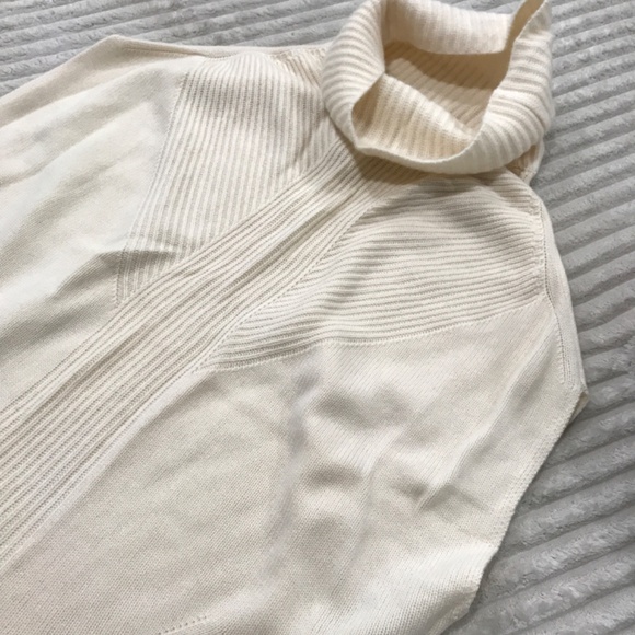 Turtleneck by Moth (Anthropologie) - Picture 5 of 5